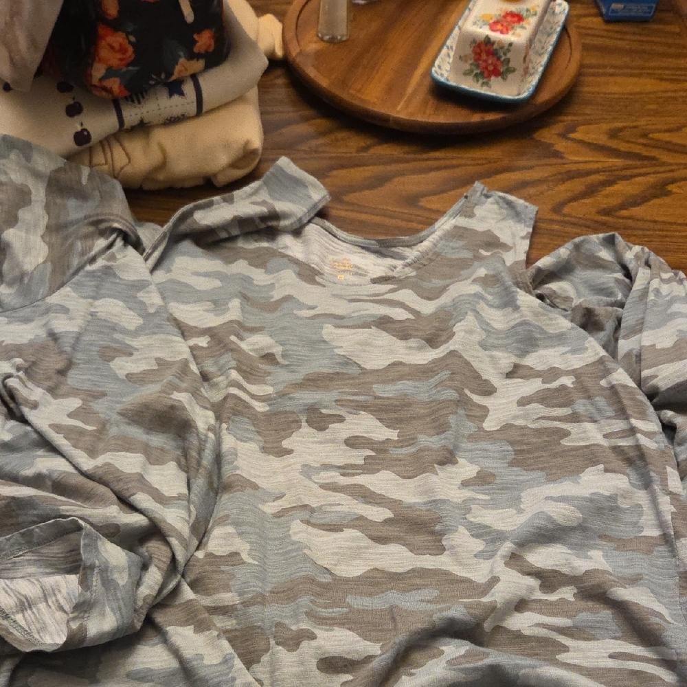 Camo Tank Top And Matching Wrap